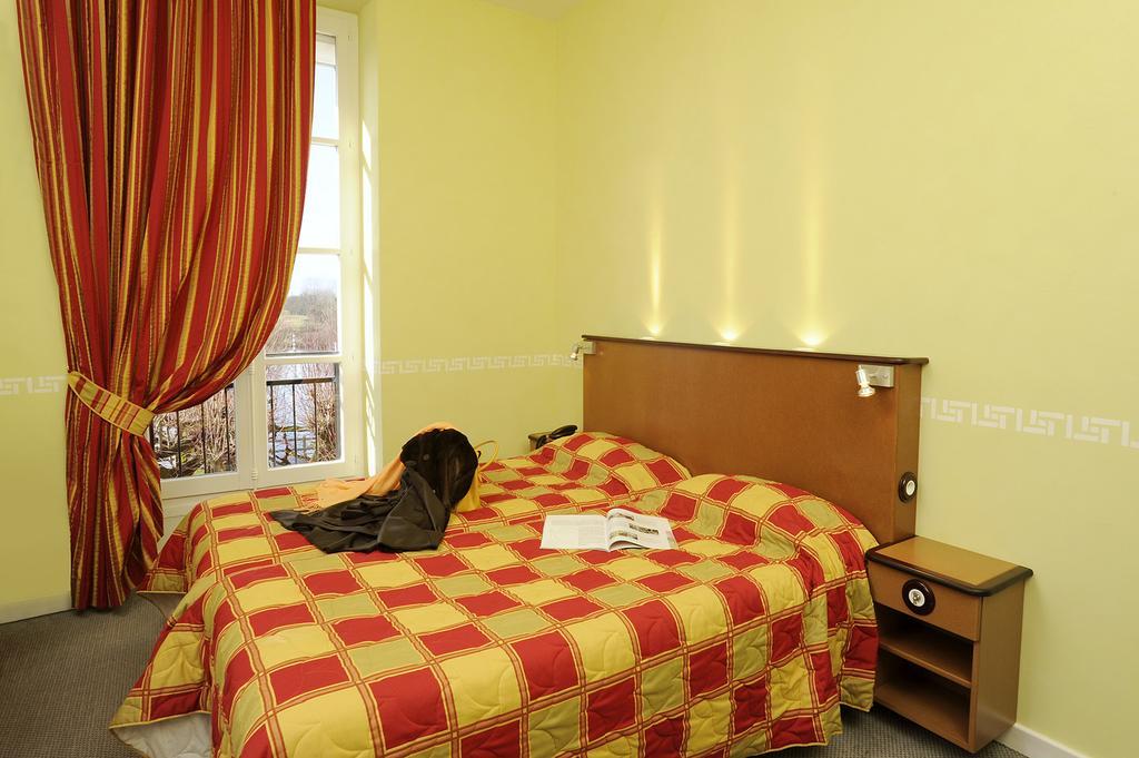 Hotel Restaurant Emile Job Montmerle-sur-Saone Dış mekan fotoğraf
