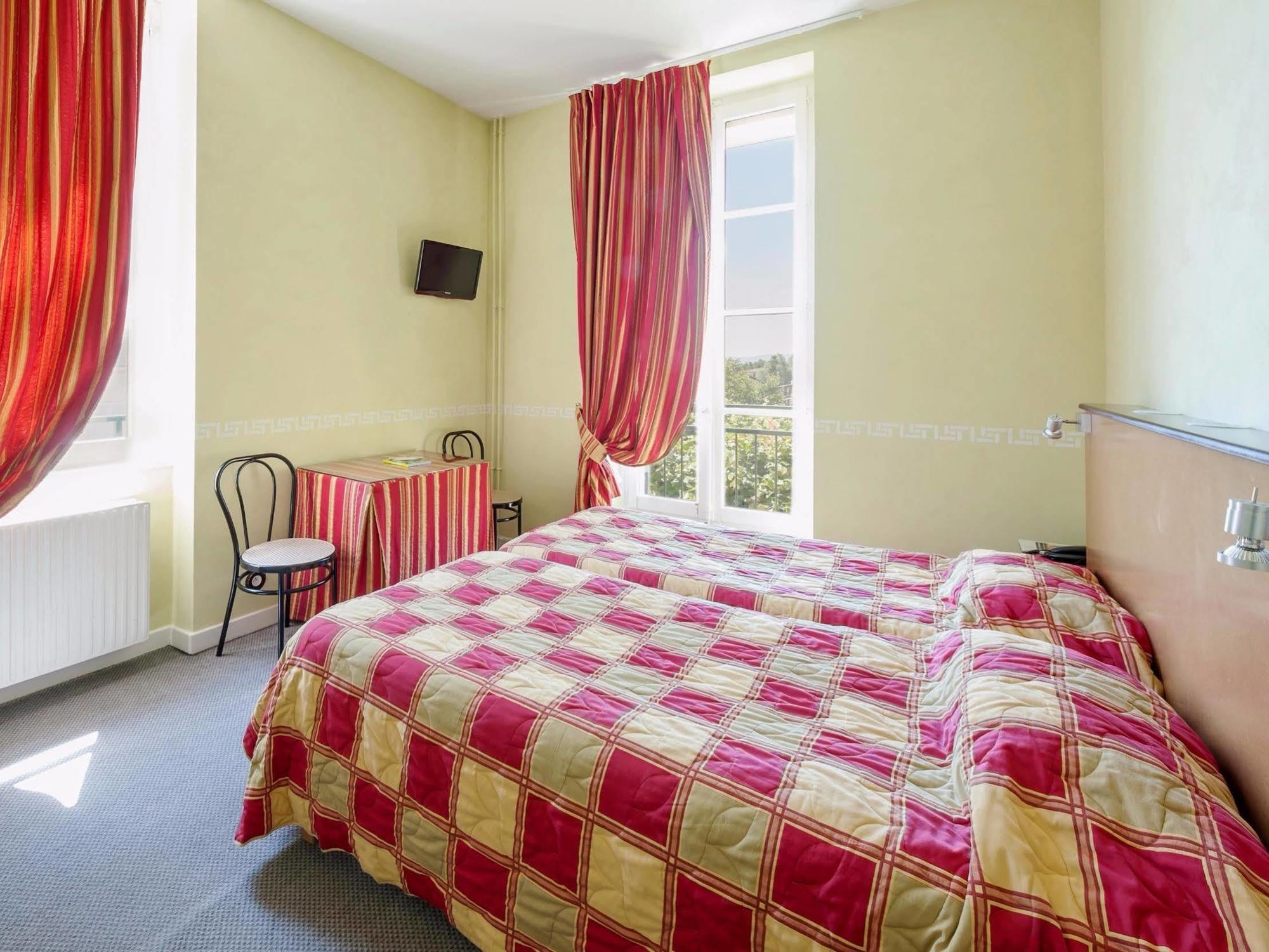 Hotel Restaurant Emile Job Montmerle-sur-Saone Dış mekan fotoğraf