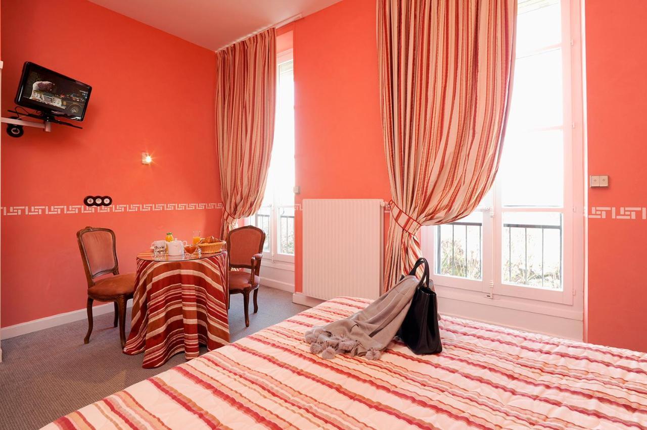 Hotel Restaurant Emile Job Montmerle-sur-Saone Dış mekan fotoğraf