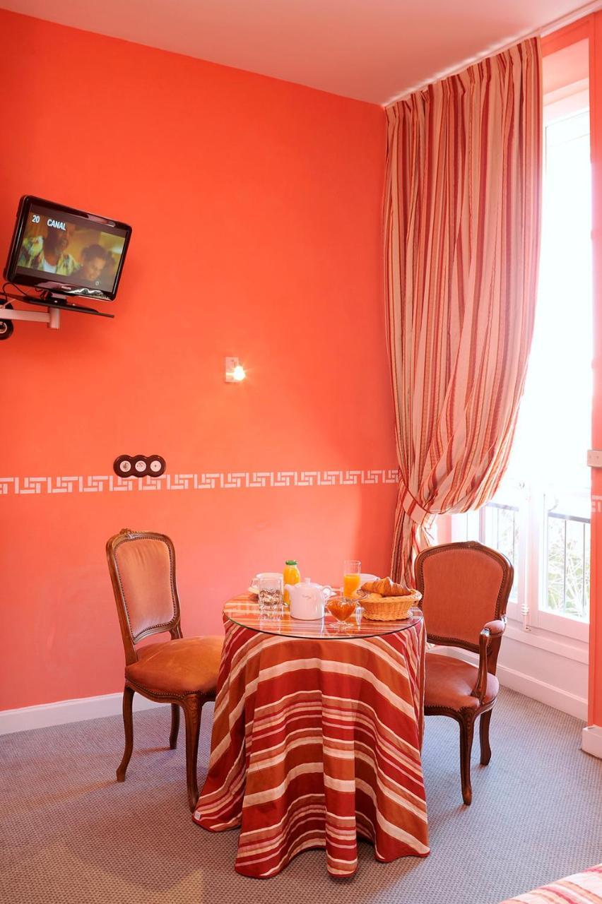 Hotel Restaurant Emile Job Montmerle-sur-Saone Dış mekan fotoğraf