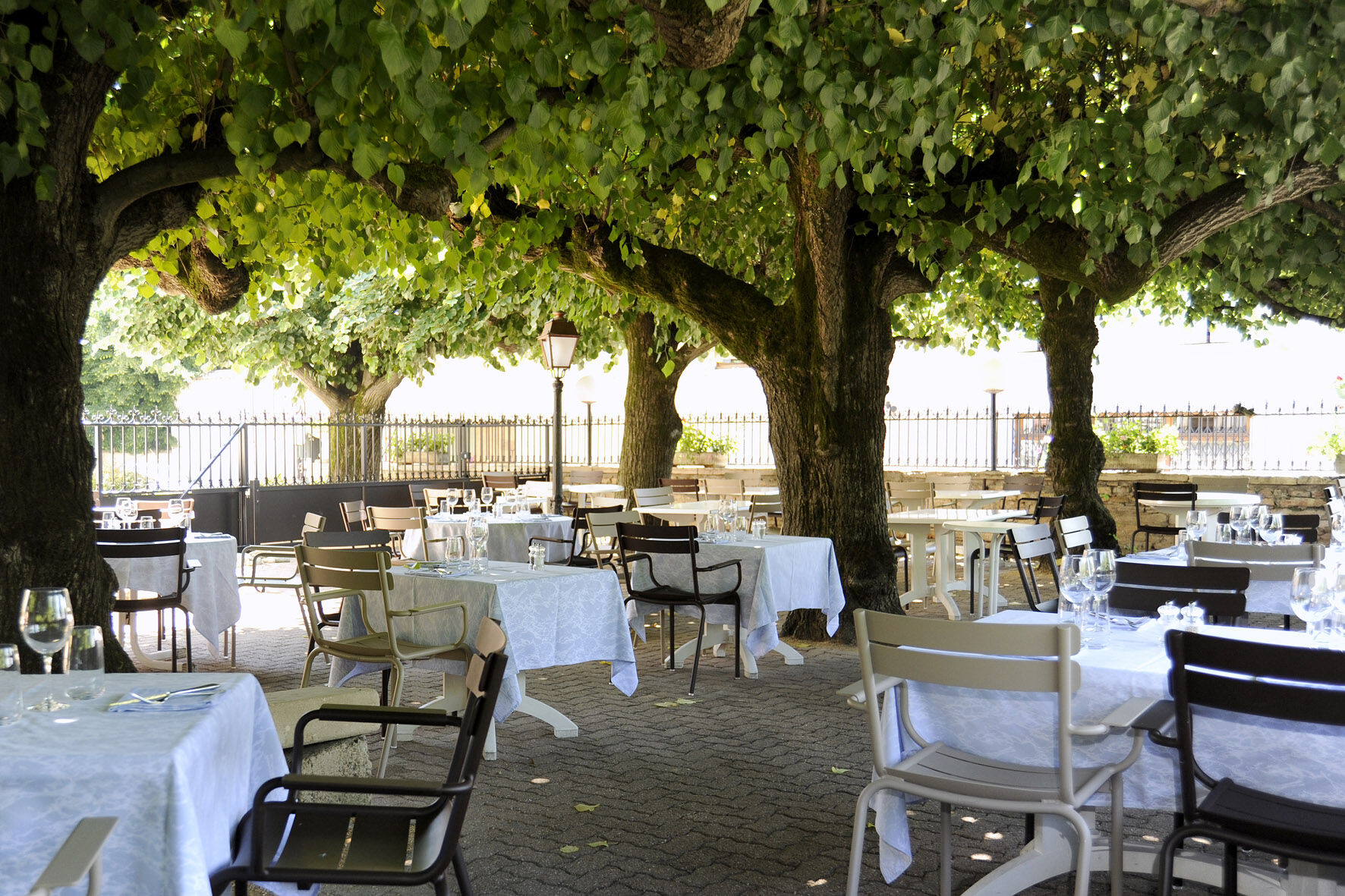 Hotel Restaurant Emile Job Montmerle-sur-Saone Dış mekan fotoğraf